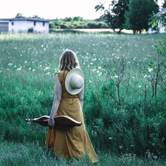 Meet your Posher, Claire - Picture 1 of 1